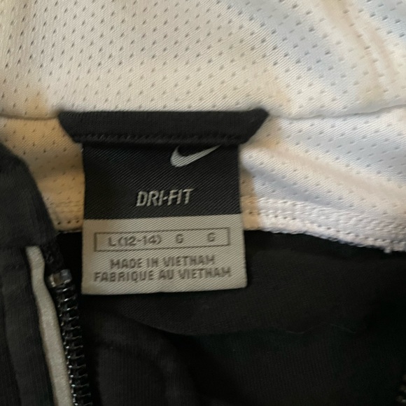 Nike black and white zip up sweatshirt - Picture 2 of 3